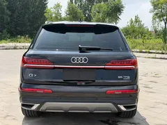 2021 Audi Q7 55 TFSI quattro S line Sport, чёрный — фото 6