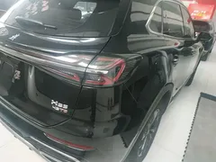 2025 Hongqi HS5 2.0T 2WD Pro, чёрный — фото 8