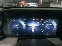 2025 Hongqi HS5 2.0T 2WD Pro, чёрный — фото 12