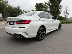 2022 BMW 3 Series 3 325i M, белый — фото 4
