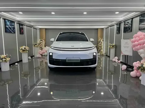 2023 Li Auto L7