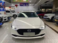 2022 Mazda 3 2.0L AT, белый — фото 2