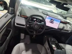2025 Zeekr Mix Smart Driving, чёрный — фото 17
