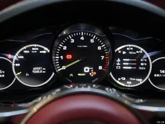2023 Porsche Cayenne New Energy Cayenne E-Hybrid 2.0T Platinum, чёрный — фото 21