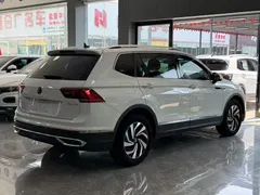 2023 Volkswagen Tiguan L 280TSI AT 2WD, белый — фото 16