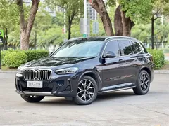 2022 BMW X3 xDrive25i M, чёрный — фото 1