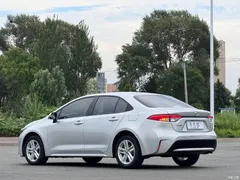2022 Toyota Levin 185T CVT Luxury — фото 6