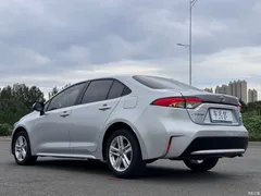 2022 Toyota Levin 185T CVT Luxury — фото 9