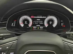2023 Audi Q7 55 TFSI quattro S line, чёрный — фото 13