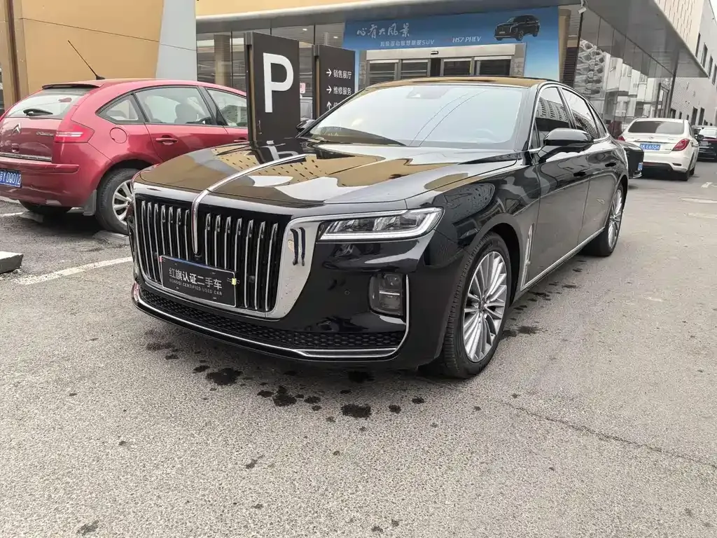 2022 Hongqi H9 2.0T