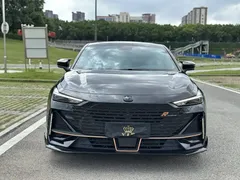2022 Changan UNI-V 1.5T Sport, чёрный — фото 2