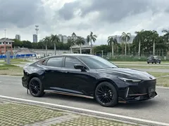 2022 Changan UNI-V 1.5T Sport, чёрный — фото 4