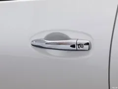 2020 Nissan Terra 2.5L XL Upper 4WD AT 4WD Luxury — фото 18