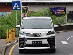 2021 Toyota Vellfire Crown Hybrid 2.5L HV Supreme — фото 2