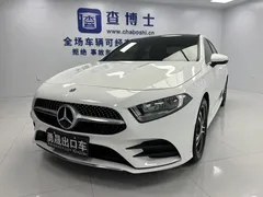 2022 Mercedes-Benz A-Class A 180 L Sport Sedan, белый — фото 1
