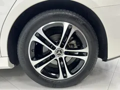 2022 Mercedes-Benz A-Class A 180 L Sport Sedan, белый — фото 21