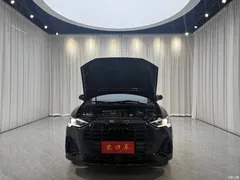 2021 Audi Q3 35 TFSI fashionable and dynamic — фото 14
