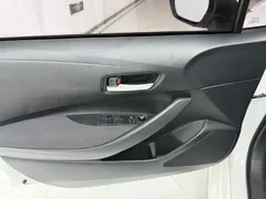 2021 Toyota Corolla 1.2T S-CVT Elite, белый — фото 11