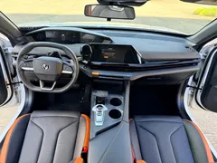2023 Changan UNI-V 1.5T Premium Type, белый — фото 14