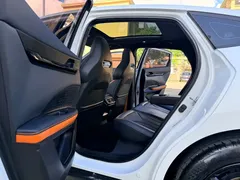 2023 Changan UNI-V 1.5T Premium Type, белый — фото 17