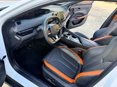 2023 Changan UNI-V 1.5T Premium Type, белый — фото 20