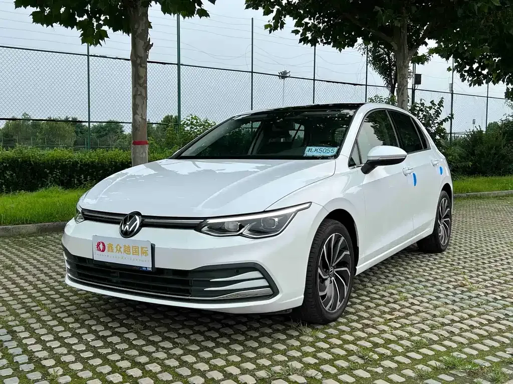 2023 Volkswagen Golf 200TSI DSG Pro