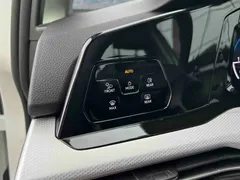 2023 Volkswagen Golf 200TSI DSG Pro, белый — фото 14