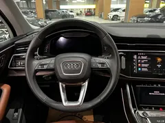 2021 Audi Q7 55 TFSI quattro S line sporty — фото 8