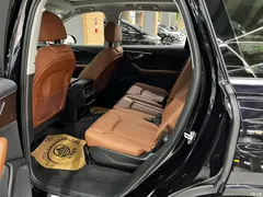 2021 Audi Q7 55 TFSI quattro S line sporty — фото 12
