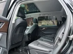 2022 Audi Q7 55 TFSI quattro S line sporty — фото 6