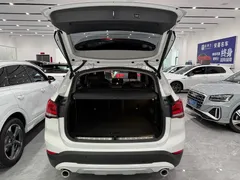 2022 BMW X1, белый — фото 10