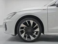 2023 Audi A3L Limousine 35 TFSI, белый — фото 7