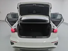 2023 Audi A3L Limousine 35 TFSI, белый — фото 8