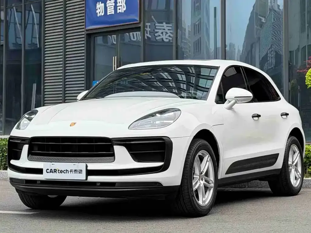 2022 Porsche Macan 2.0T