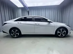 2022 Hyundai Elantra 1.5L CVT GLX Elite, белый — фото 5