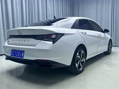 2022 Hyundai Elantra 1.5L CVT GLX Elite, белый — фото 18