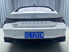 2022 Hyundai Elantra 1.5L CVT GLX Elite, белый — фото 19