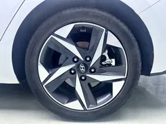 2022 Hyundai Elantra 1.5L CVT GLX Elite, белый — фото 21