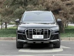 2023 Audi Q7 55 TFSI quattro S, чёрный — фото 2
