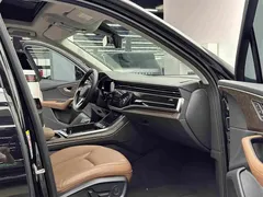 2023 Audi Q7 55 TFSI quattro S line, чёрный — фото 8