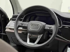 2023 Audi Q7 55 TFSI quattro S line, чёрный — фото 12