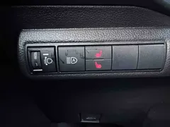 2022 Toyota Levin 185T CVT Luxury, белый — фото 11