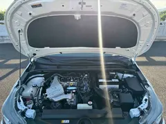 2022 Toyota Levin 185T CVT Luxury, белый — фото 18