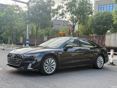 Audi A7 2024