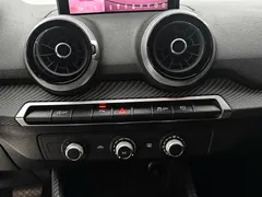 2022 Audi Q2L 35 TFSI Sport, белый — фото 11