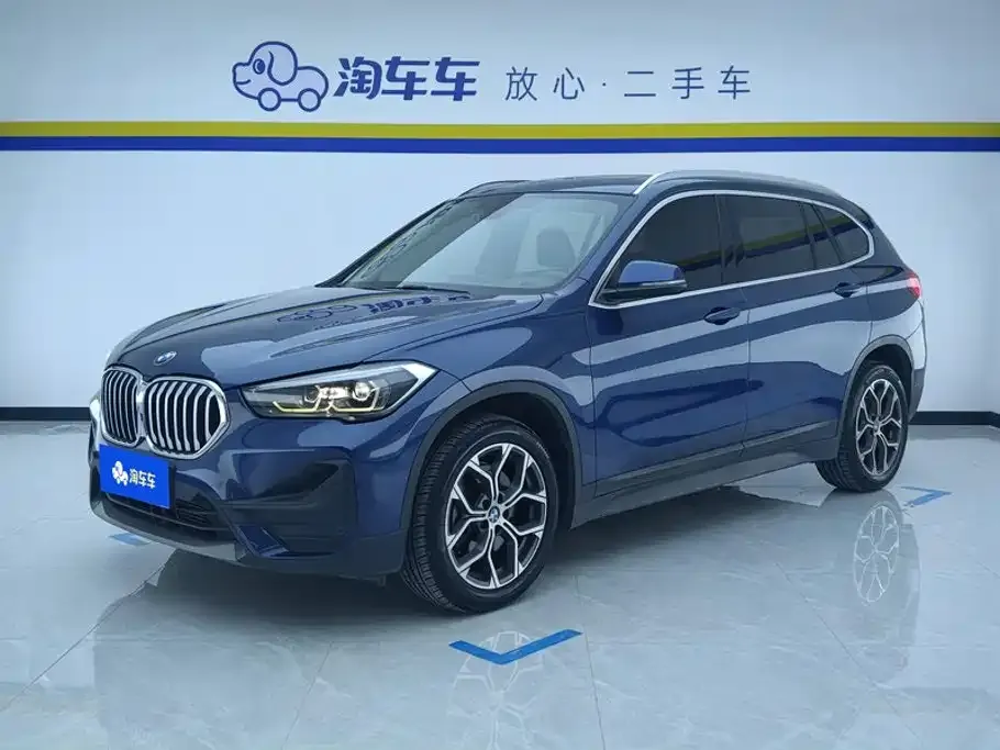 2022 BMW X1