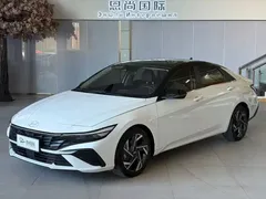 2023 Hyundai Elantra 1.5L CVT LUX Premium, белый — фото 1