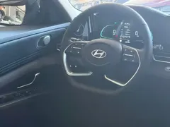 2023 Hyundai Elantra 1.5L CVT LUX Premium, белый — фото 11