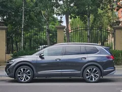 2022 Volkswagen Talagon 530TSI 4WD Pro 6 — фото 2