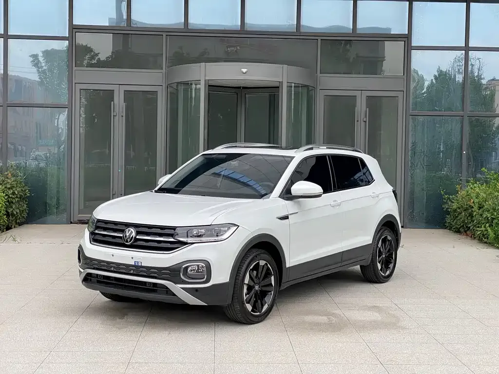 2021 Volkswagen Tacqua 1.5L AT